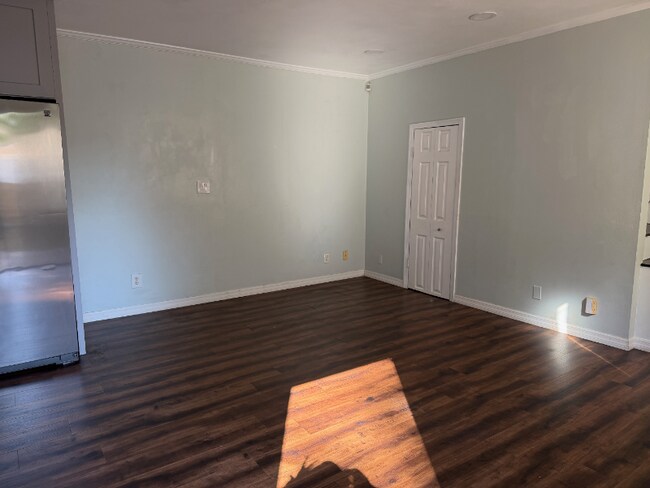 1304 17th Ave N, Saint Petersburg, FL 33704 - photo 7