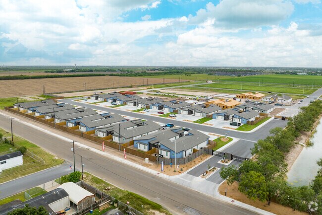 Heron’s Landing, Weslaco, TX 78599 - photo 7