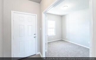 14318 Lunan Dr, Texas City, TX 77510