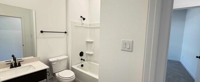 1007 Colgate Cir, Princeton, TX 75407 - photo 6