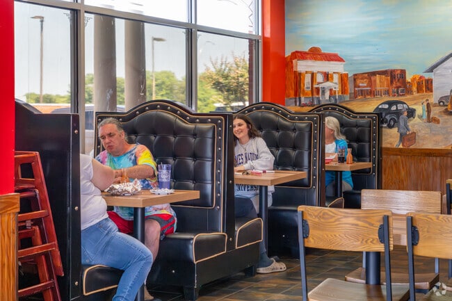 Located in New Canton, Rodeo Mexican Grill serves up tasty Mexican dishes for dine-in or takeout.