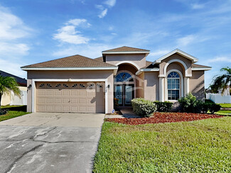1025 Brenton Manor Dr, Winter Haven, FL 33881