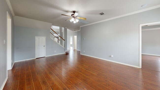 3809 Breezeway Dr, Seabrook, TX 77586 - photo 2