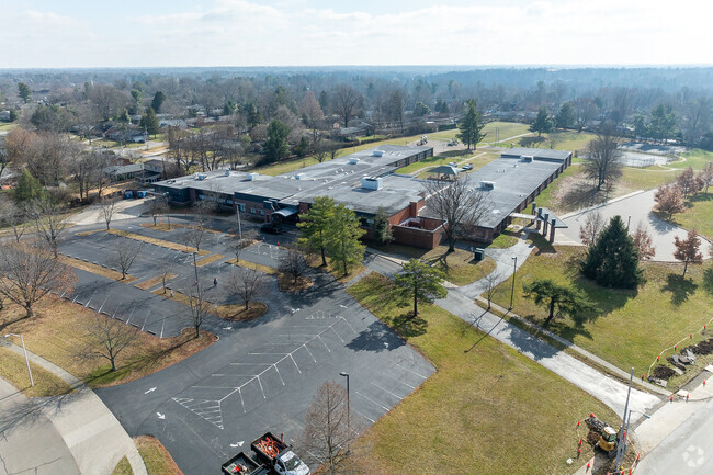 The student population of Glendover Elementary School is 523 and the school serves PK-5.