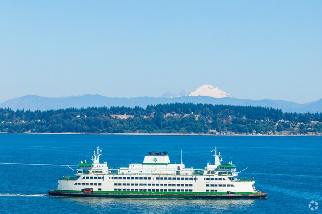 The Mukilteo Ferry crosses Possession Sound before dropping residents off at Clinton, WA.