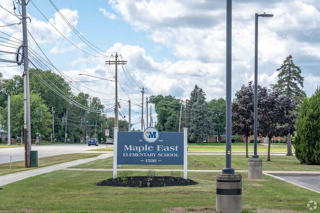 Maple East Elementary School in Williamsville has an overall A Grade on Niche.