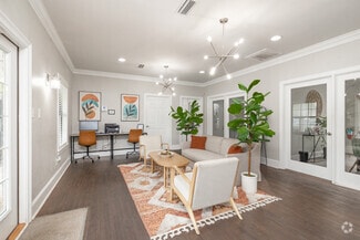 3661 Airport Blvd, Mobile, AL 36609