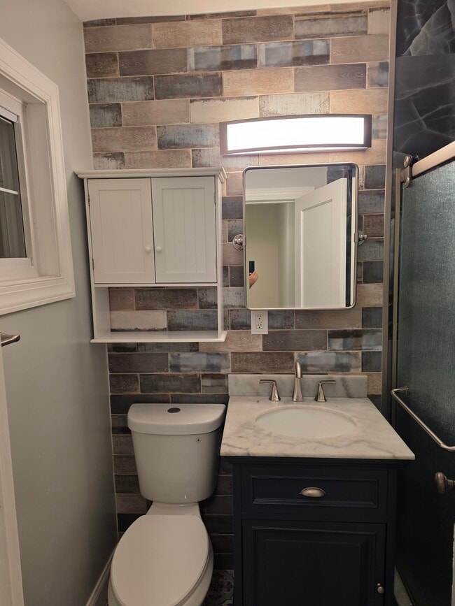 Renovated bathroom (2 years old)
