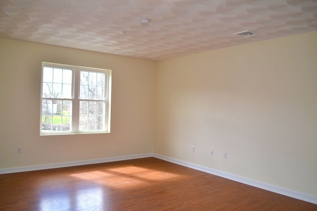 4 Springhouse Trail unit 23, Seekonk, MA 02771 - photo 4