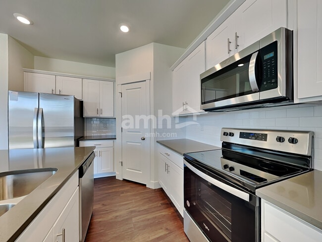 3989 Patterdale Place, Colorado Springs, CO 80922 - photo 3