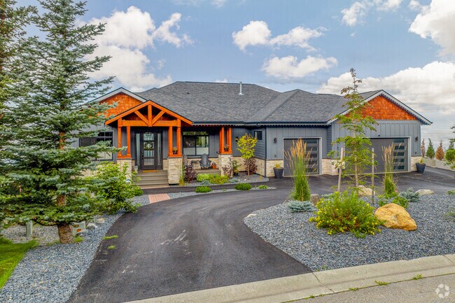 Luxury homes in Rabbit Creek tend to have water views and off street parking.