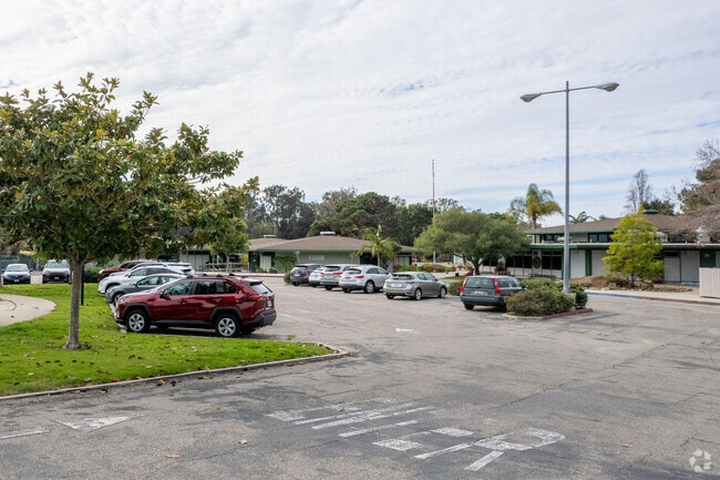 The Waldorf School of Santa Barbara has easy access for drop off.