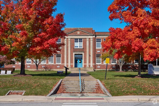 The Harpers Ferry Middle School serves students in Jefferson County, West Virginia.