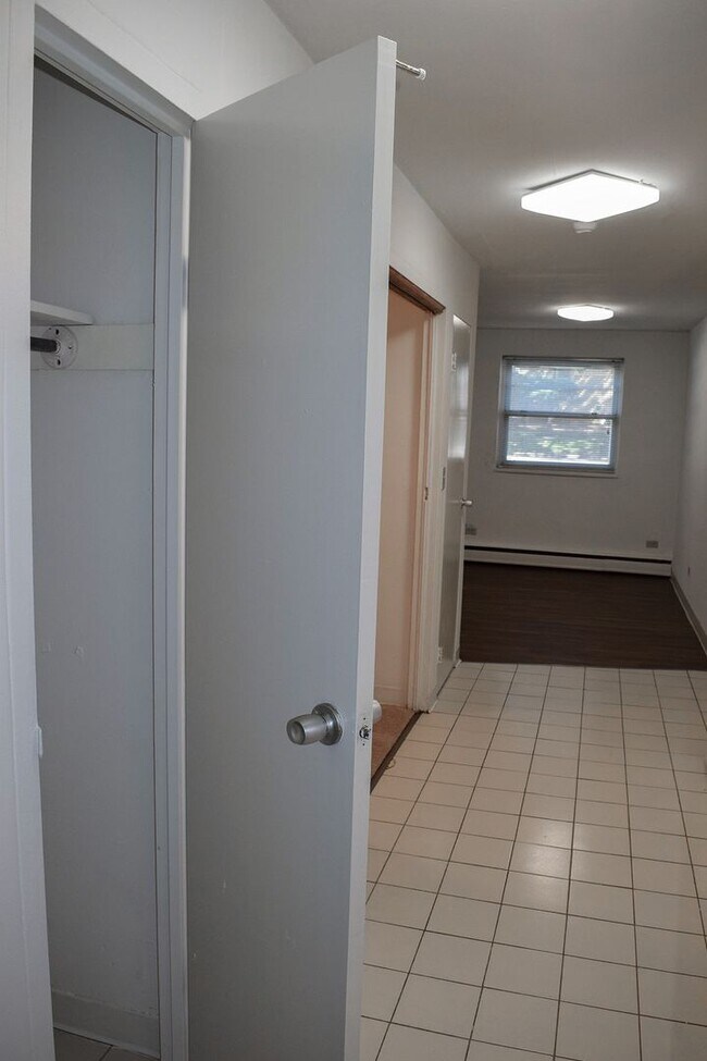 Clark Street Apartments by Royse + Brinkmeyer, Champaign, IL 61820 - photo 5