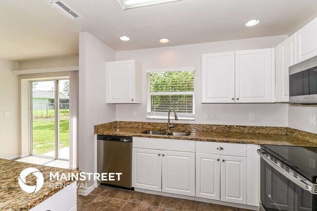 4502 E 21st St, Alva, FL 33920 - photo 6