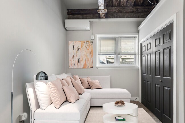 Bainbridge Lofts, Philadelphia, PA 19147 - photo 2