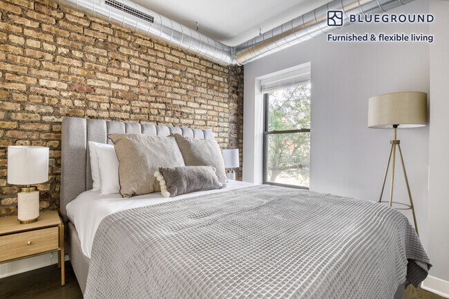 3438 N Seminary Ave unit FL2-ID457, Chicago, IL 60657 - photo 6