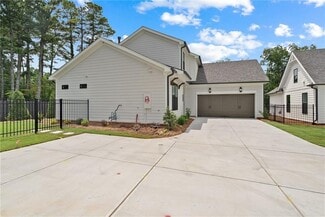 537 Pearl St, Cumming, GA 30040