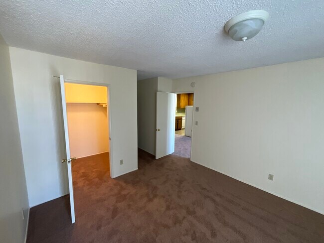 Centre Towers Apartments, Chula Vista, CA 91910 - photo 6