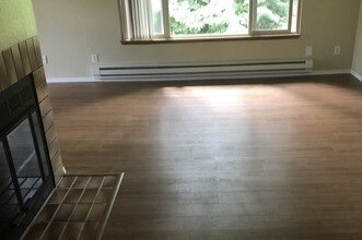 Hillside Glen Apartments, University Place, WA 98467 - photo 5