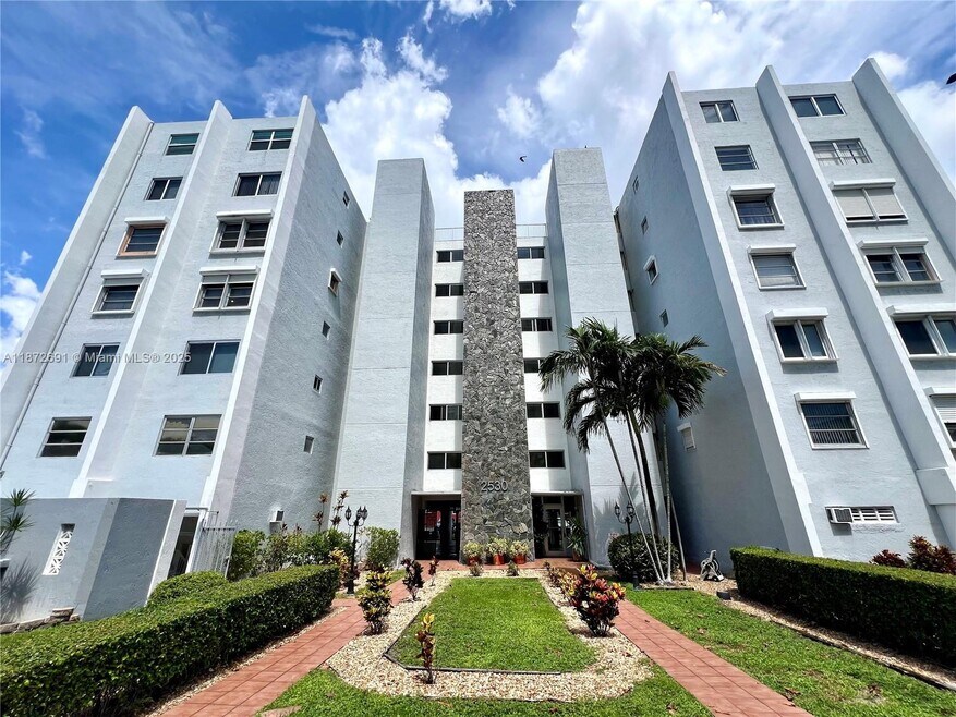 2530 SW 3rd Ave unit 103, Miami, FL 33129 - photo 1