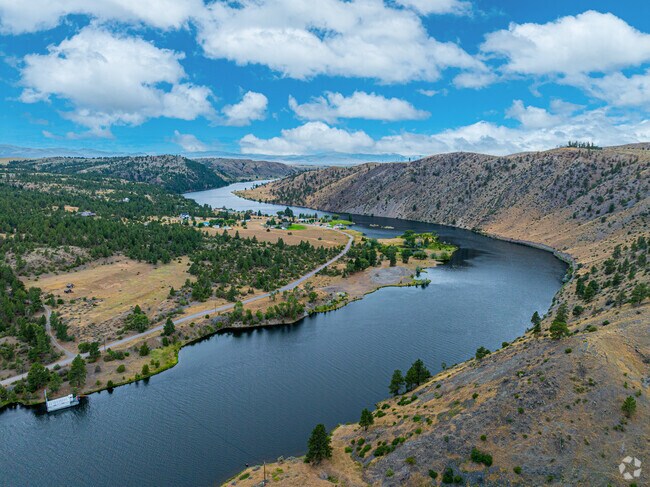 Hauser Lake is a reservoir created by a dam on the Missouri River near Helena.