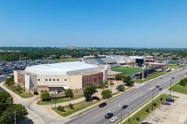 Education flourishes at Union High School, a cornerstone of knowledge in Tulsa.