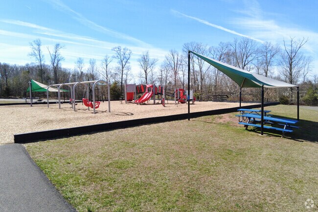 Signal Hill Park Playground has a nearby picnic area with shed.
