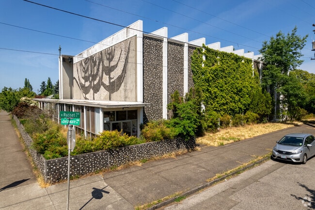Portland Village School has an unique rock façade.
