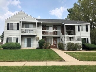 660 Oriole Ct Unit 1A, Grayslake, IL 60030