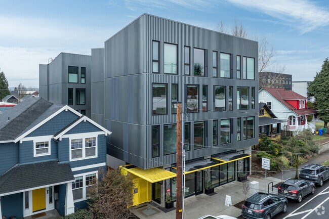 Soleil, Portland, OR 97227 - photo 2