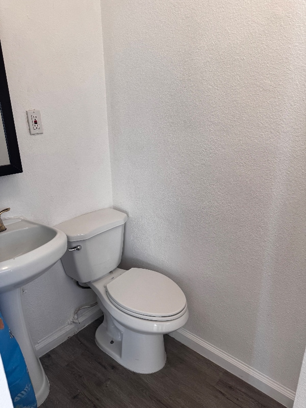 8557 Juniper Ave unit 8, Fontana, CA 92335 - photo 3