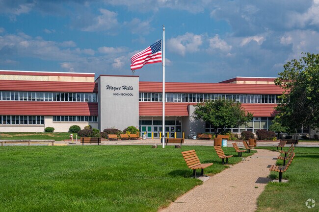 Wayne Hills High School in Preakness receives an A rating from Niche.