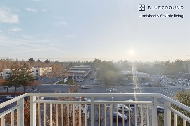 2400 W El Camino Real unit FL6-ID10845A, Mountain View, CA 94040 - photo 4