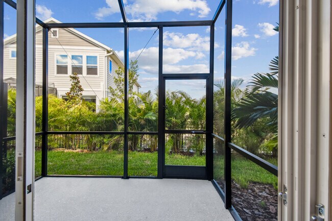 11718 Full Moon Loop, Parrish, FL 34219 - photo 3