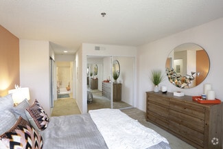 7655-7689 Palmilla Dr, San Diego, CA 92122