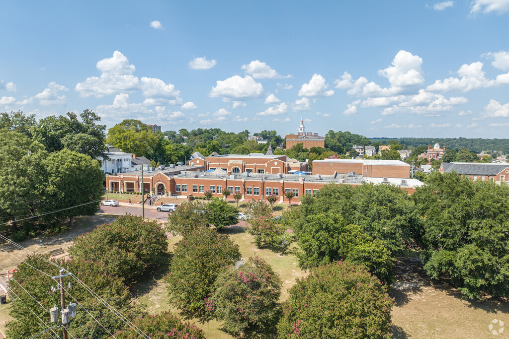 St. Joseph's Catholic School is a private school in Macon, Ga.