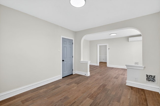 5803 S Kings Highway Blvd unit 2N, St. Louis, MO 63109 - photo 2