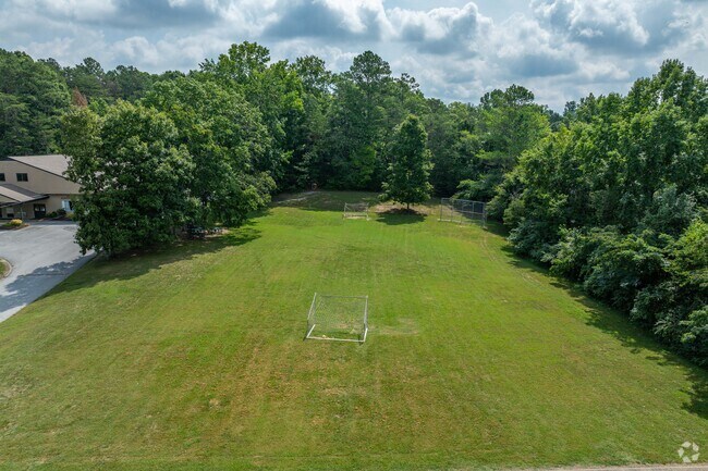 Lester Coon Adventist is a private school in Collgedale.
