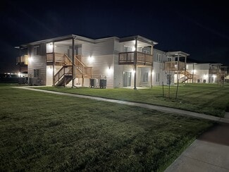 107 Pioneer Dr, North Platte, NE 69101