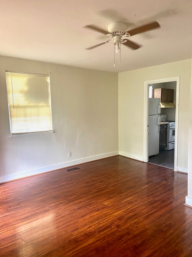 2212 Center Way S, Birmingham, AL 35205 - photo 2