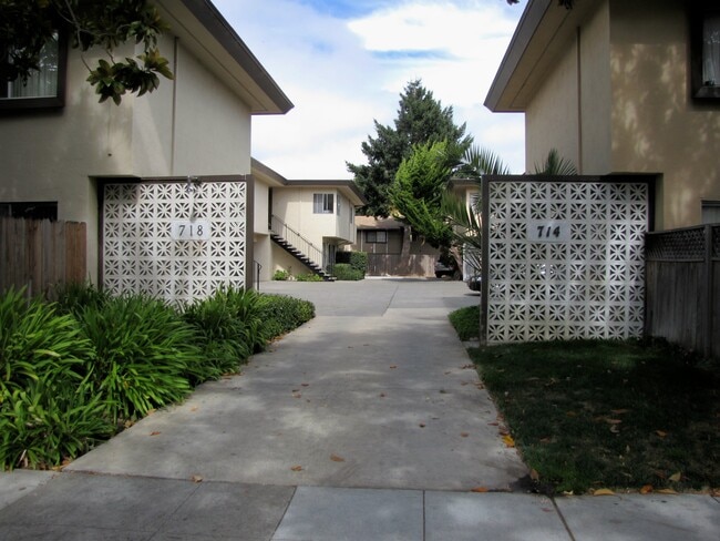 718 N Claremont St, San Mateo, CA 94401 - photo 2