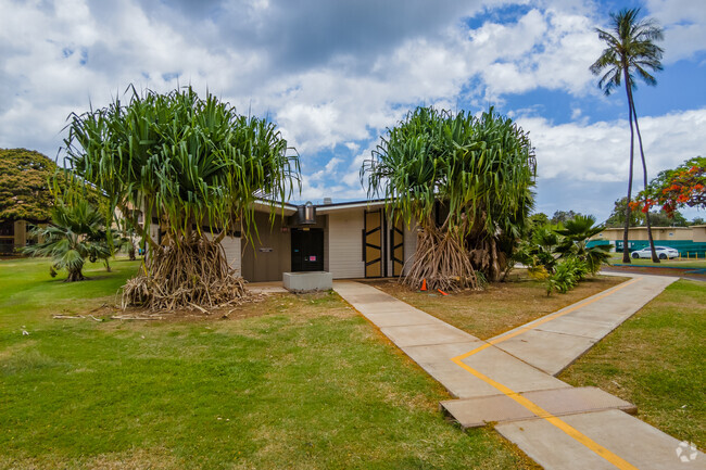 Waianae Elementary School: Inspiring young hearts, expanding horizons.