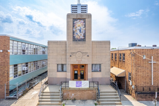 26 students in Philadelphia are taught at Legacy Christian Academy.