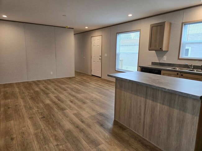 Lakeside Estates, Carter Lake, IA 51510 - photo 5