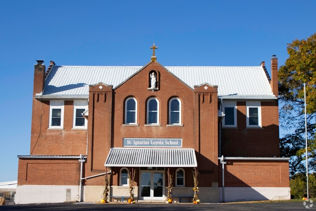 St Ignatius Loyola School serves students in the Warren County community.