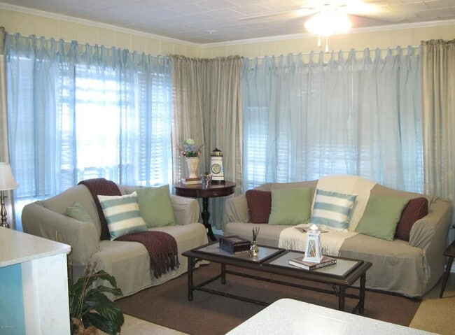 603 Cedar Crest Ct unit Bedroom 2/ Shared Ba, Lafayette, LA 70501 - photo 6