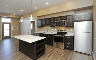 2836 41st St S, Fargo, ND 58103
