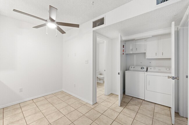 Riverwood Apartments, Carlsbad, NM 88220 - photo 6