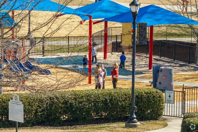Stallings Municipal Park is the town's biggest green space, featuring amenities like pickleball, tennis courts, a splash pad.